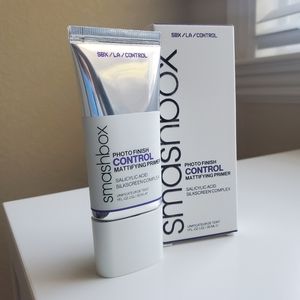 Smashbox photo finish control mattifying primer